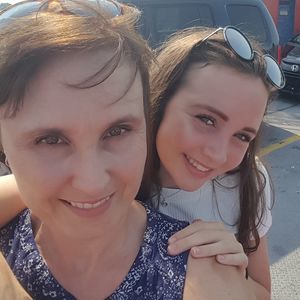 Meet your Posher, Abigail